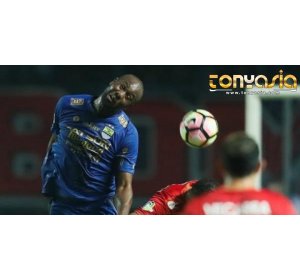 Persib Latiha Pertama Tanpa Carlton Cole | Agen Bola Online | Judi Bola